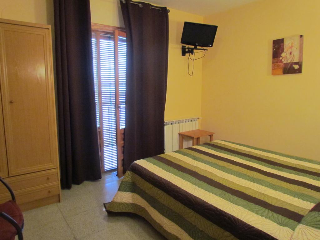 Hostal Las Rumbas Nuévalos 部屋 写真
