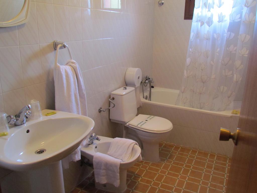 Hostal Las Rumbas Nuévalos 部屋 写真