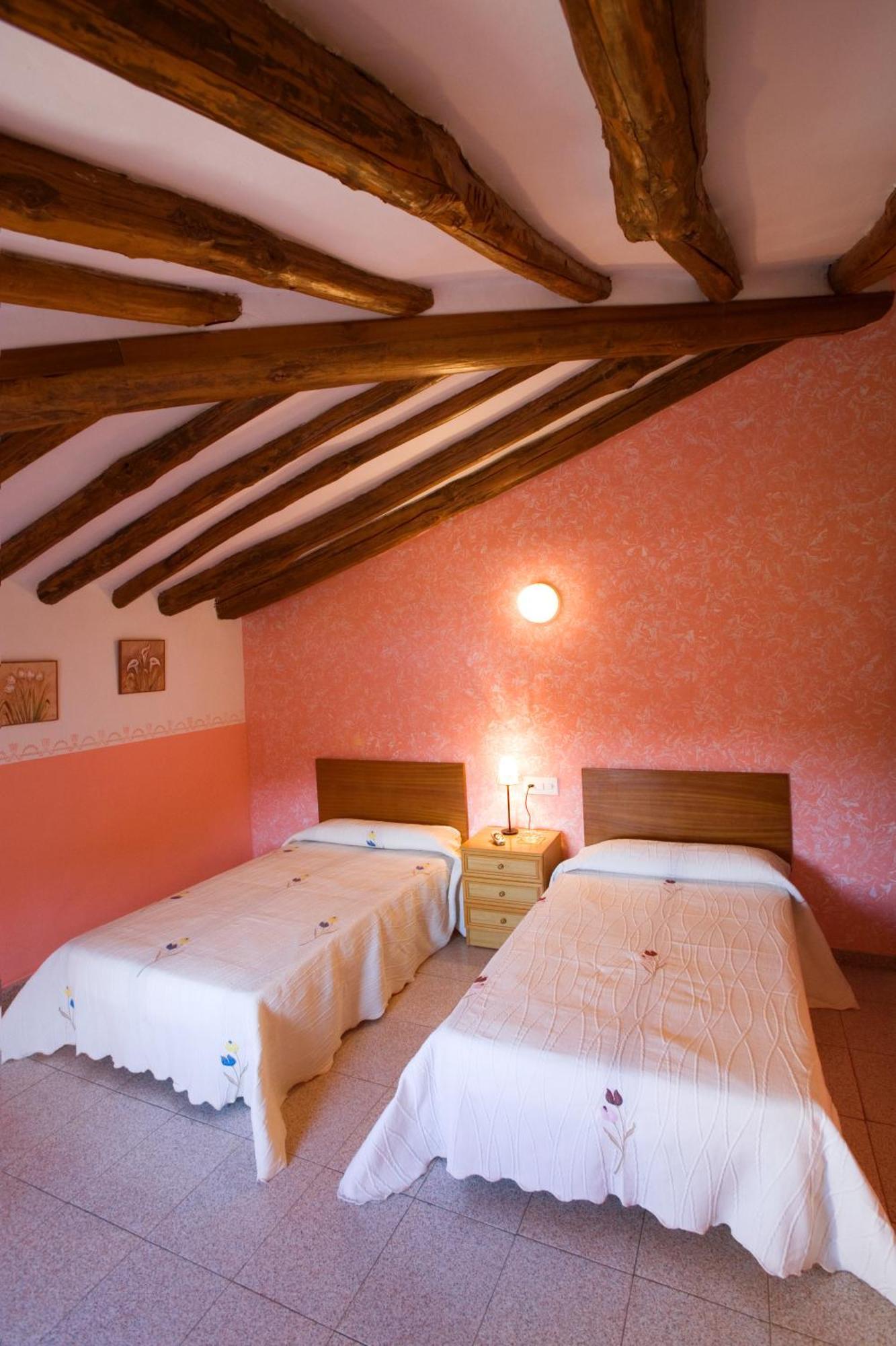 Hostal Las Rumbas Nuévalos 部屋 写真
